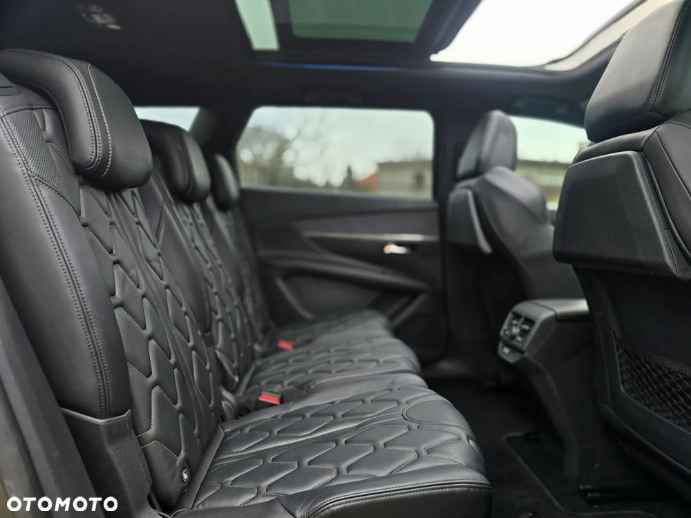 Peugeot 5008 - 19