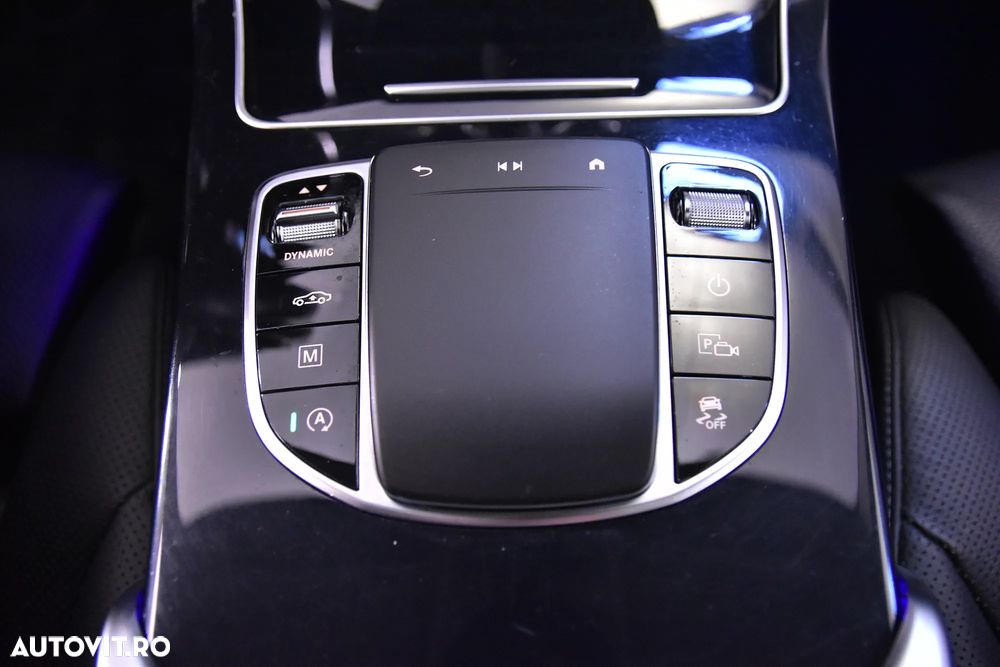 Mercedes-Benz GLC 300 d 4Matic 9G-TRONIC AMG Line - 17