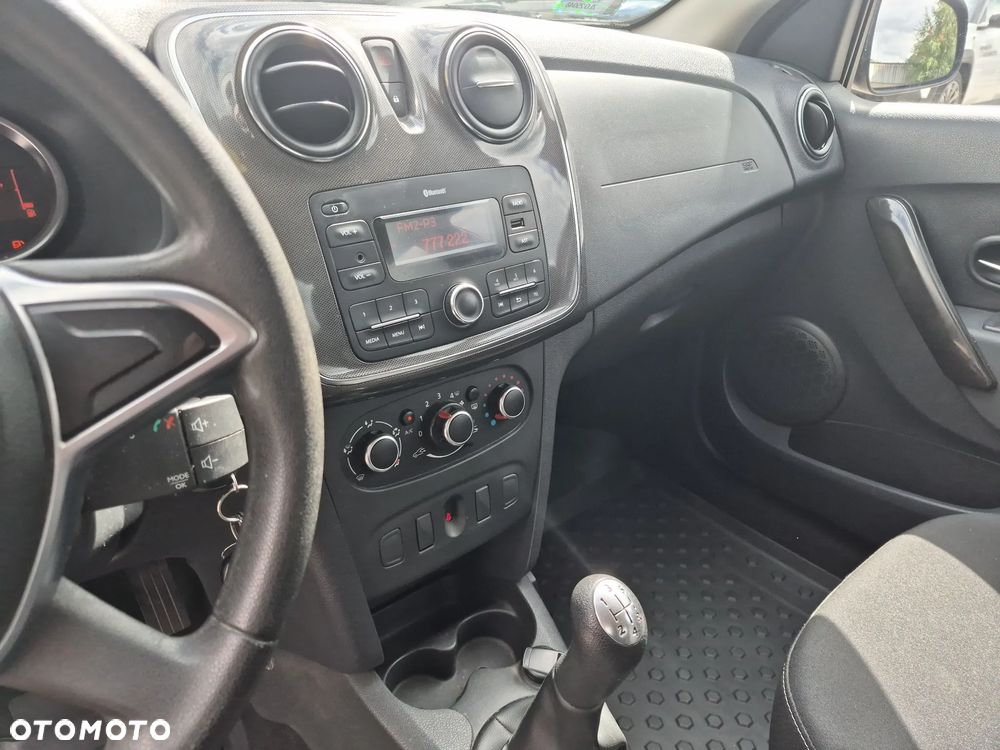 Dacia Sandero 1.0 SCe Laureate - 15