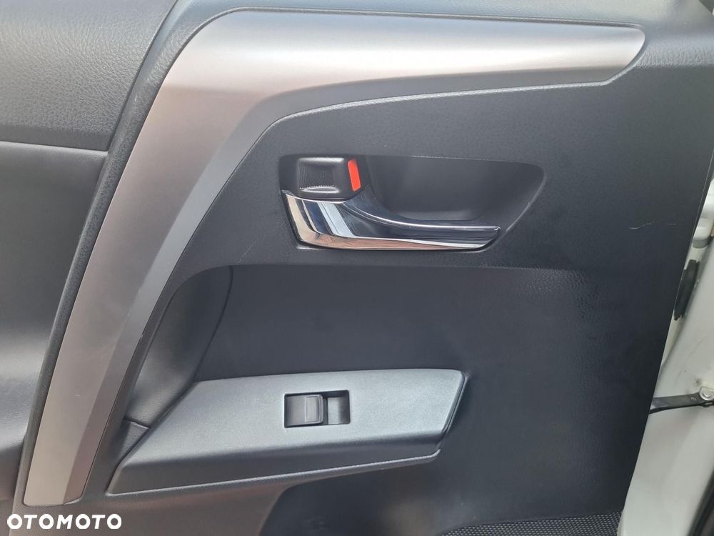 Toyota RAV4 Hybrid Premium 4x4 - 23