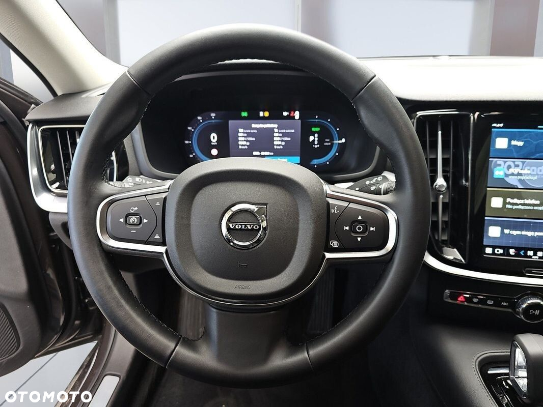 Volvo V60 T6 AWD Plug-In Hybrid Ultra Dark - 16
