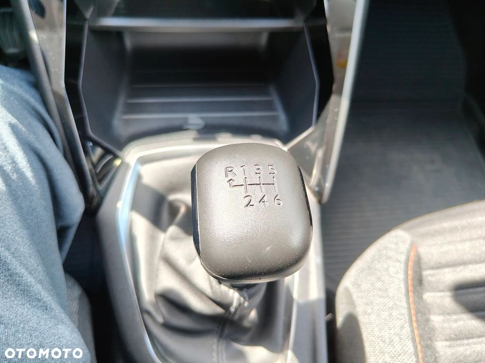 Peugeot 208 PureTech 100 Active - 24