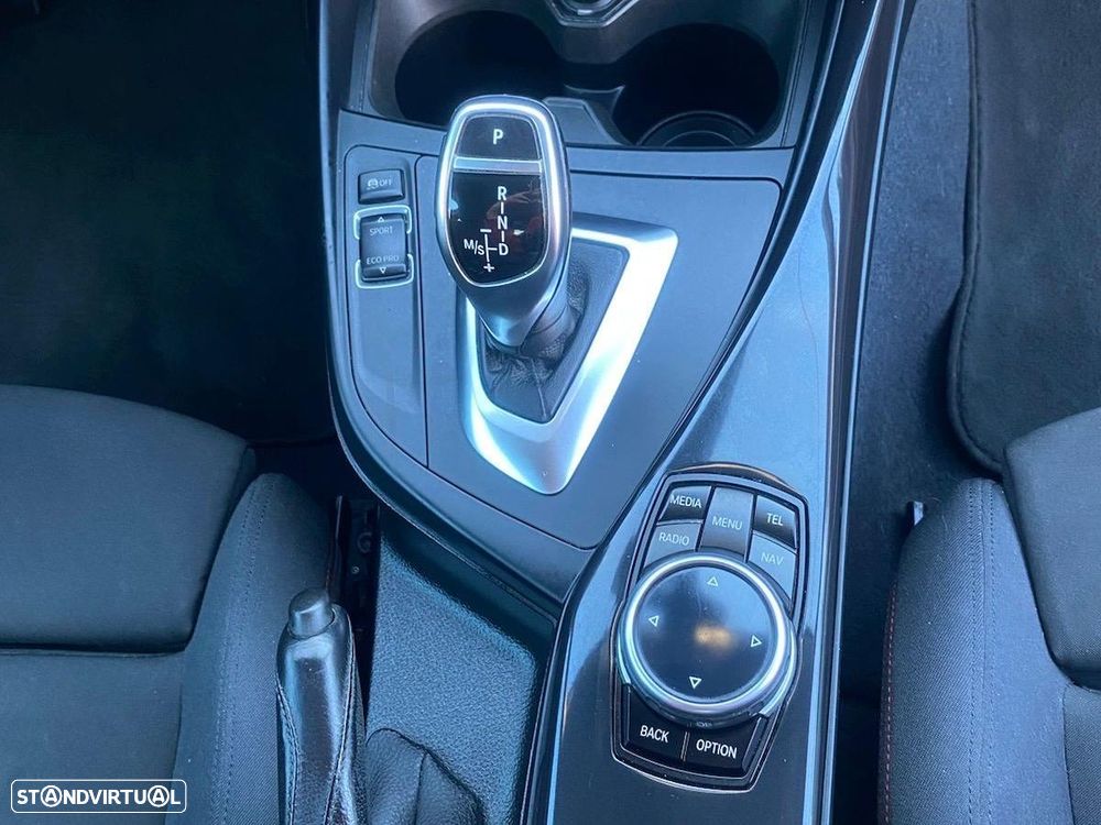 BMW 220 d Coupe Line Sport Auto - 9