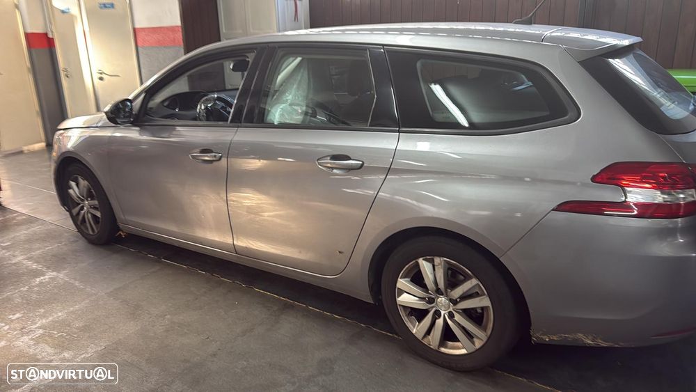 Peugeot 308 SW BlueHDi 100 Stop & Start Access - 4