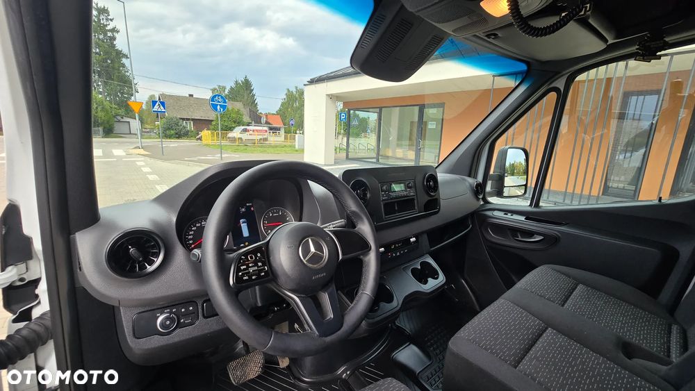 Mercedes-Benz SPRINTER 519 CDI 907❗❗3.0 190 KM / FULL OPCJA / AUTOMAT 9G-TRONIC / FULL LED / KONTENER 10EP  / PLANDEKA 10EP / DRZWI Z TYŁU / BLIŹNIAKI / XENON / RAMA / ZABUDOWA JEGGER / PODUSZKI PNEUMATYCZNE / SYPIALKA / SALON POLSKA ❗❗ - 8