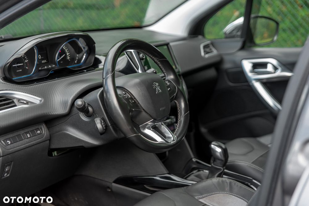Peugeot 2008 1.6 VTi Allure - 34