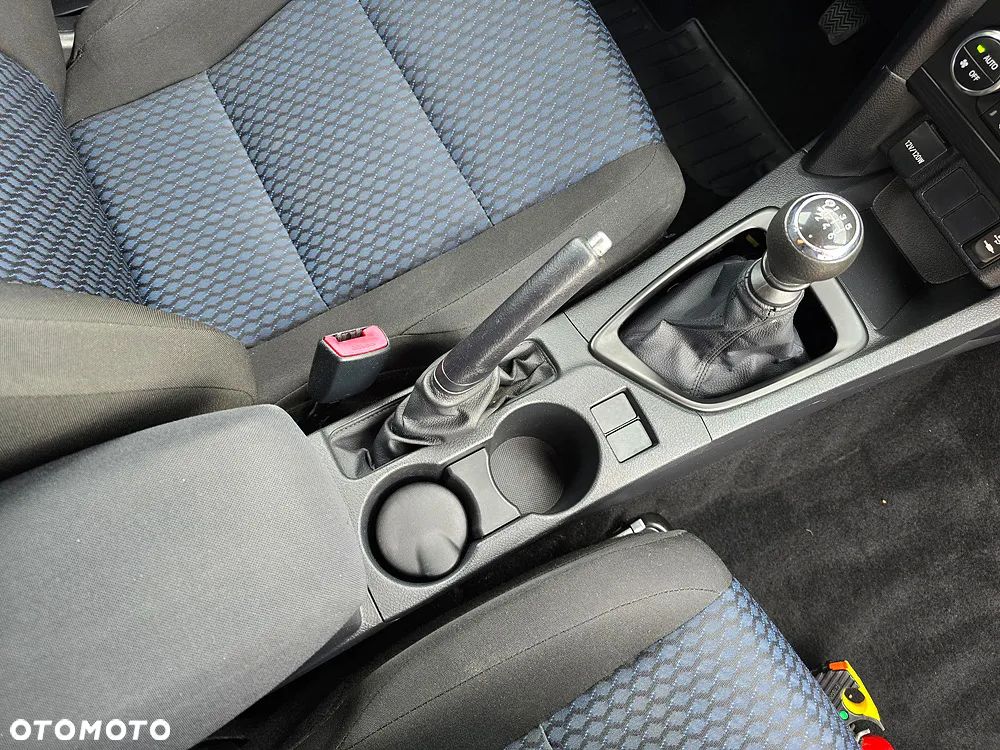 Toyota Auris 1.33 Dual-VVT-i Comfort - 31