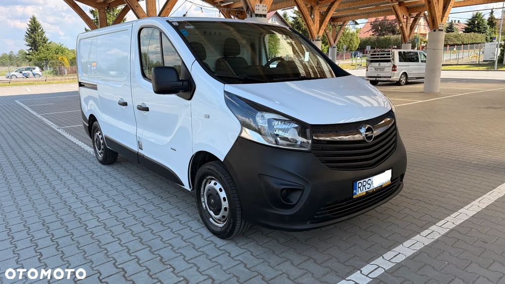 Opel Vivaro Trafic - 1