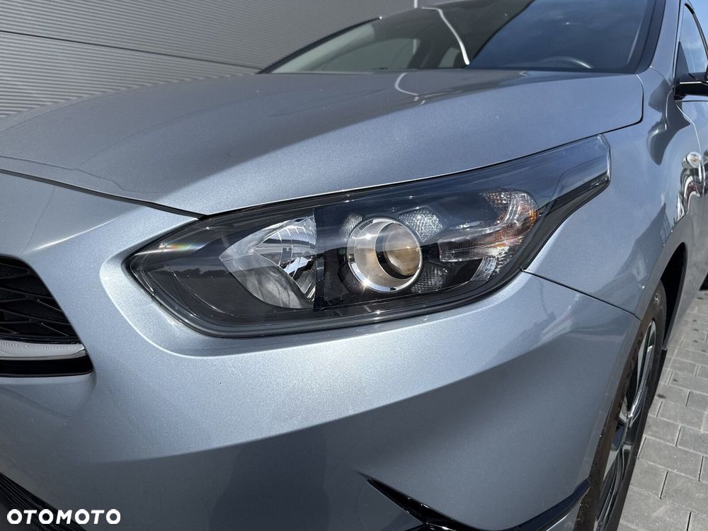 Kia Ceed 1.5 T-GDI M - 3