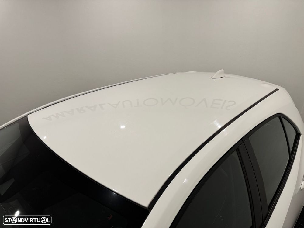 Toyota Corolla 1.8 Hybrid Comfort - 17