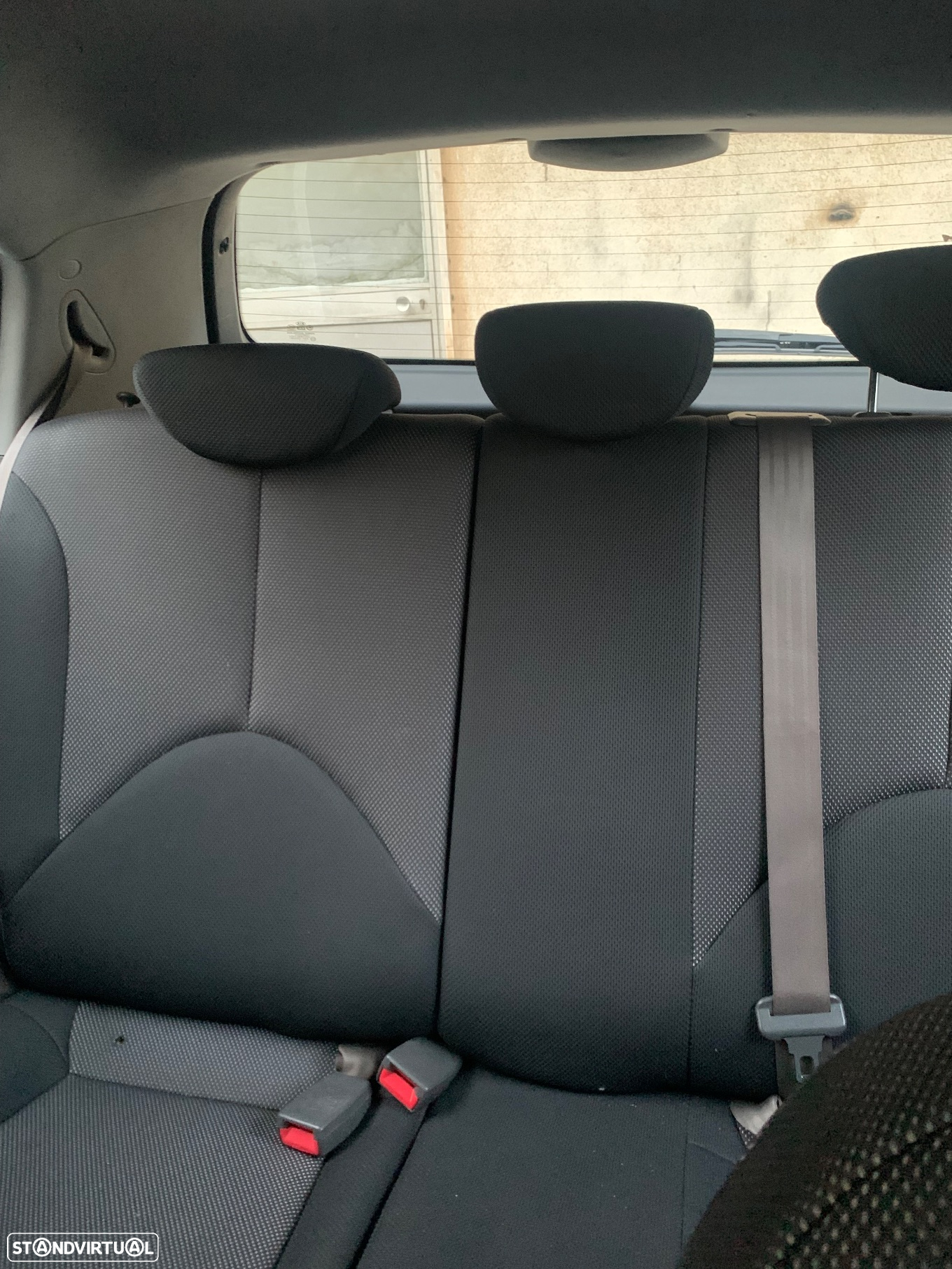 Kia Rio - 7