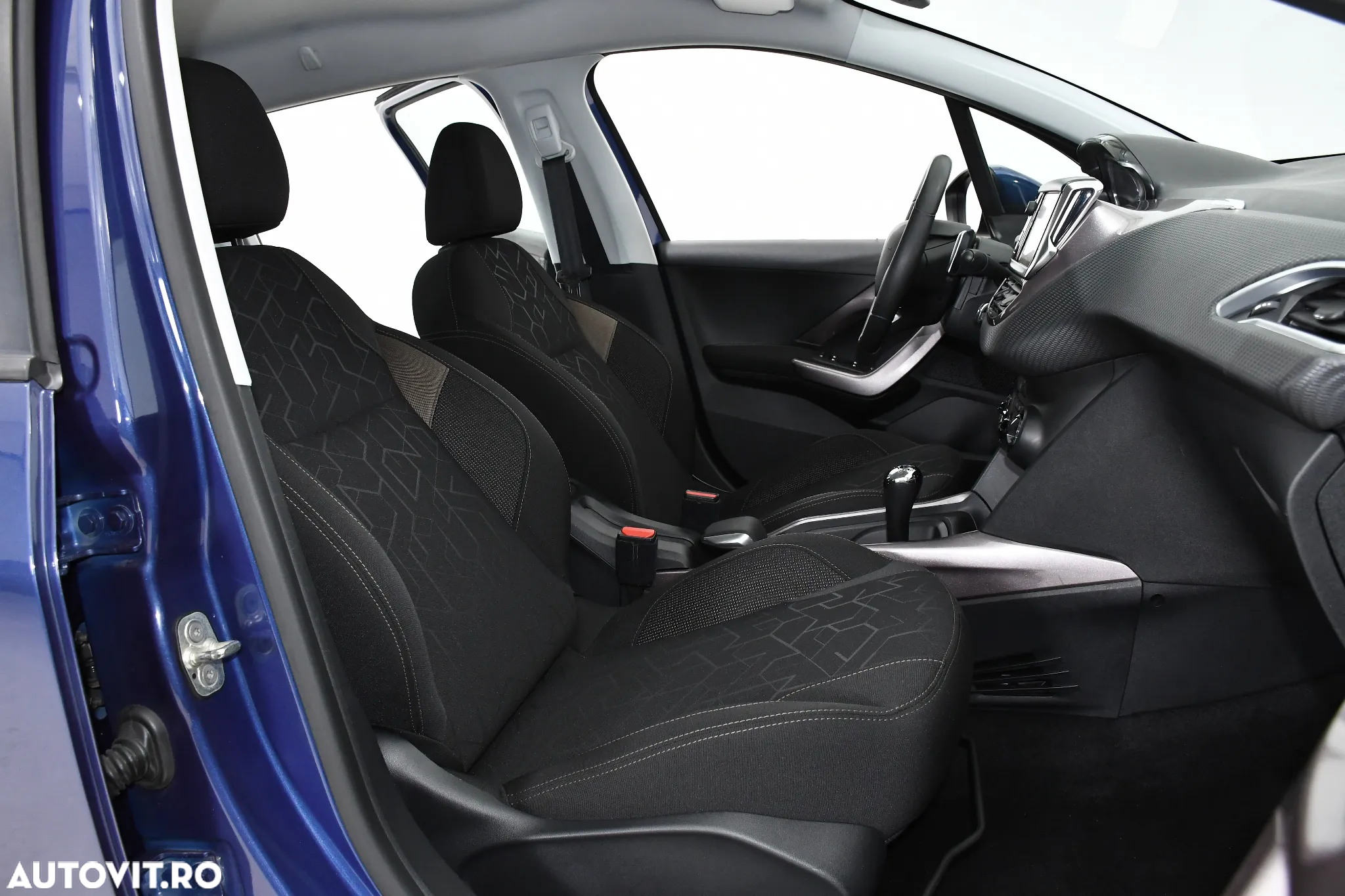 Peugeot 2008 1.2 e-VTi STT ETG Allure - 5