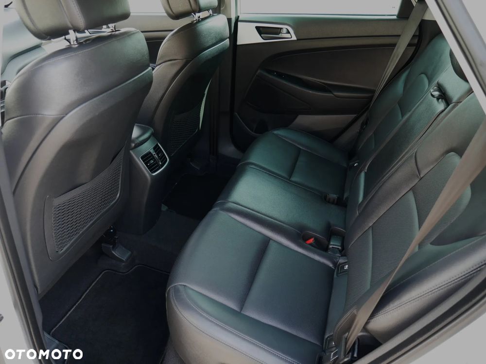 Hyundai Tucson 1.6 GDi 2WD Select - 27