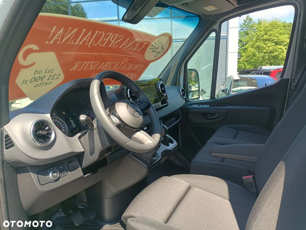 Mercedes-Benz Sprinter Furgon L2H2 150KM - wyprzedaż rocznika 2025 - 9