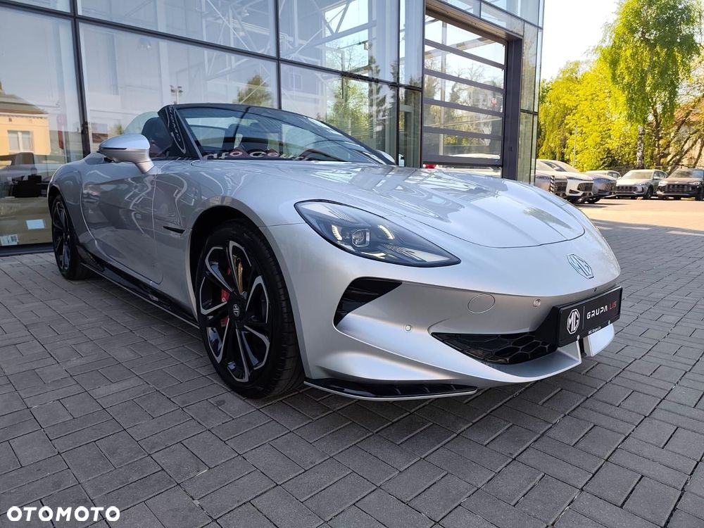MG Cyberster 77kWh AWD Czerwony Dach - 7