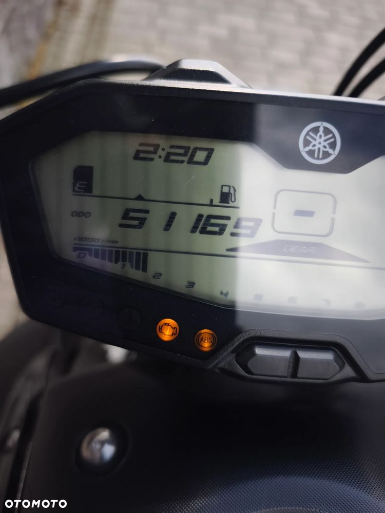 Yamaha MT - 16
