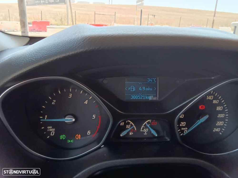 Ford Focus 1.6 TDCi Titanium - 2