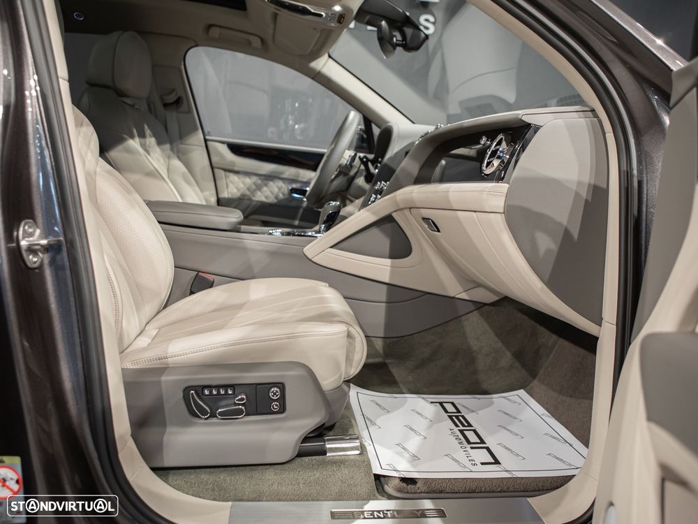 Bentley Bentayga V8 S - 43