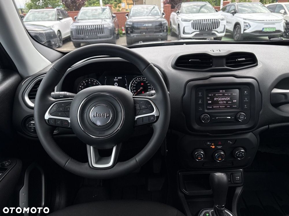 Jeep Renegade - 12