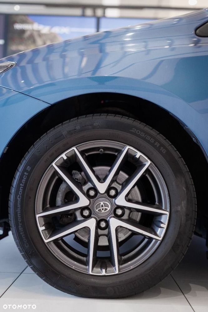 Toyota Auris - 5