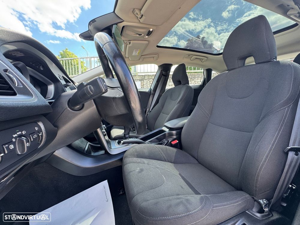 Volvo V40 1.6 D2 Kinetic - 9
