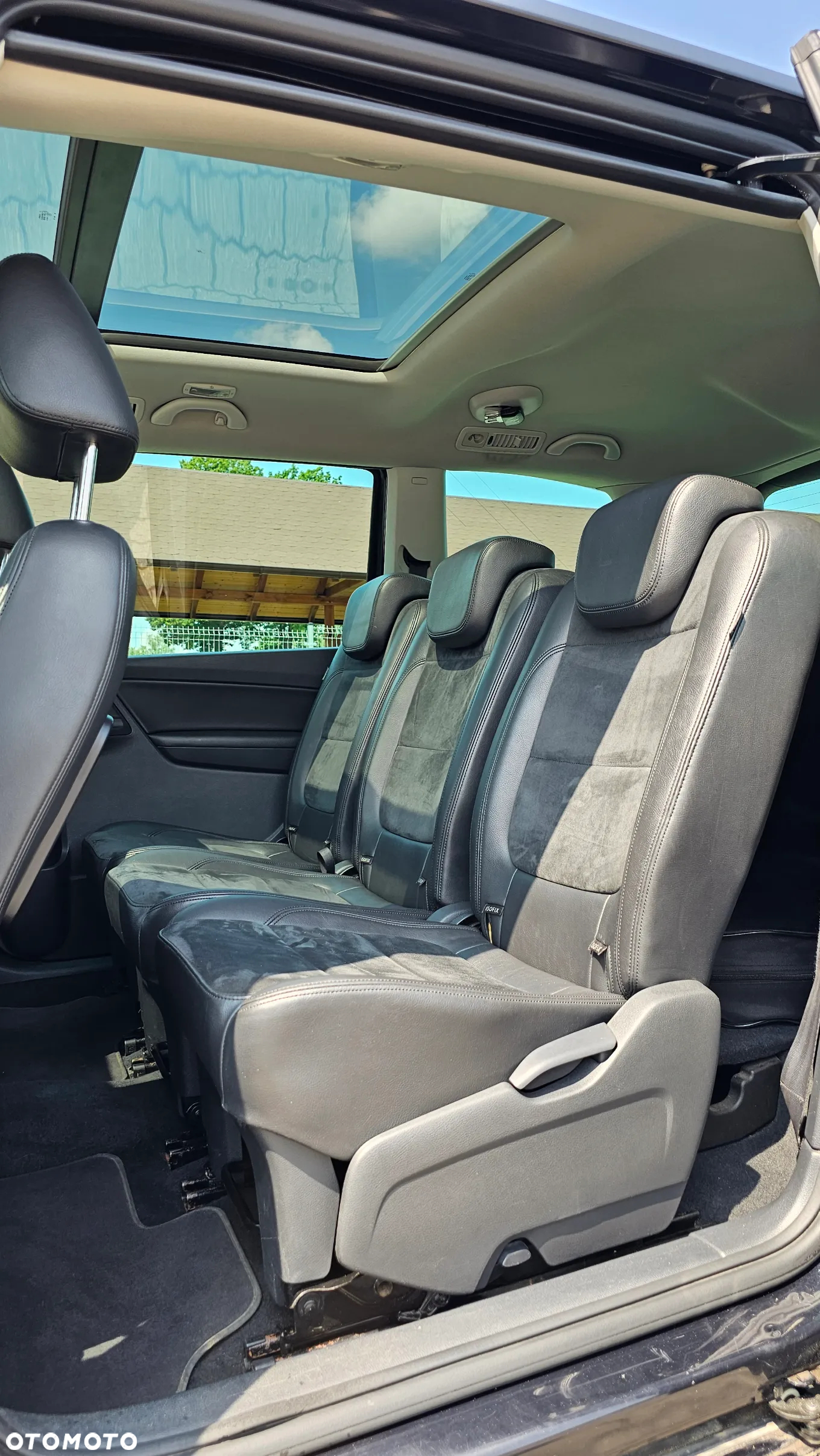 Volkswagen Sharan 2.0 TDI Comfortline DSG - 13