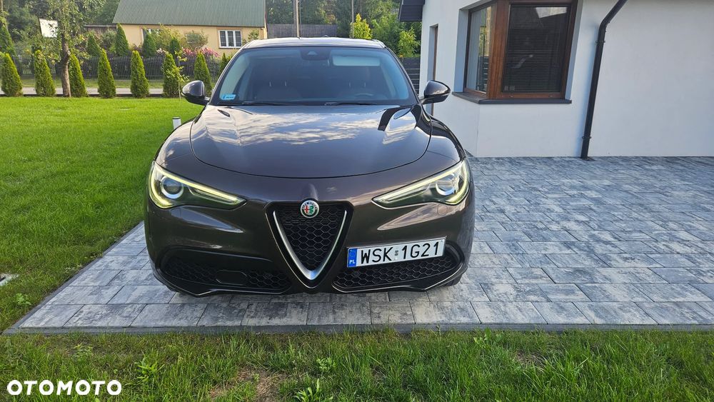 Alfa Romeo Stelvio - 21