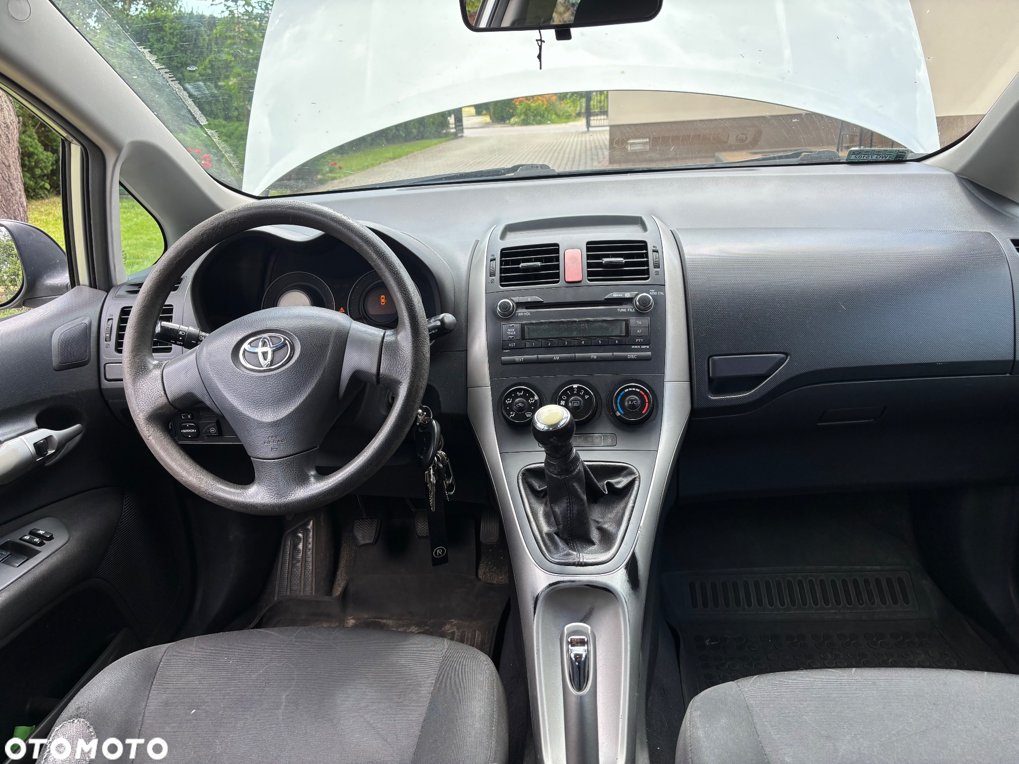 Toyota Auris 1.6 VVT-i Terra - 16