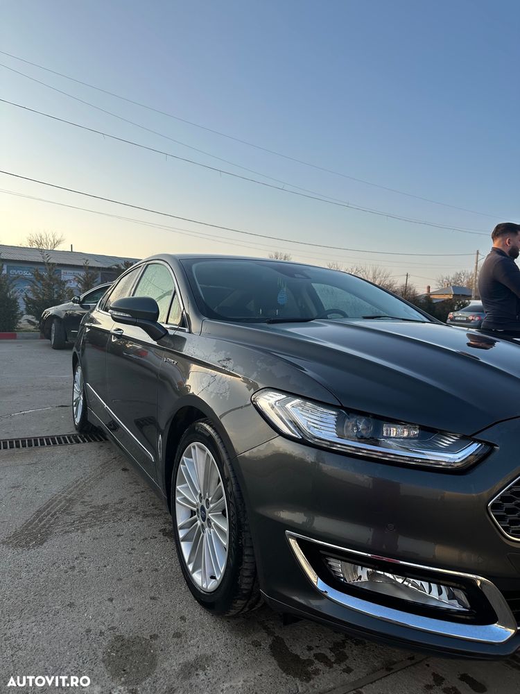 Ford Mondeo 2.0 HEV Vignale - 3