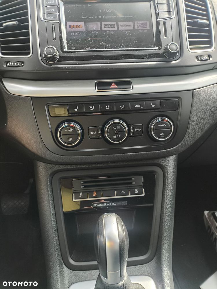Volkswagen Sharan 2.0 TDI BMT Trendline DSG - 9