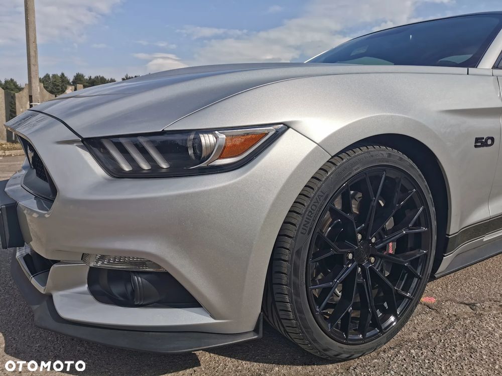 Ford Mustang - 10