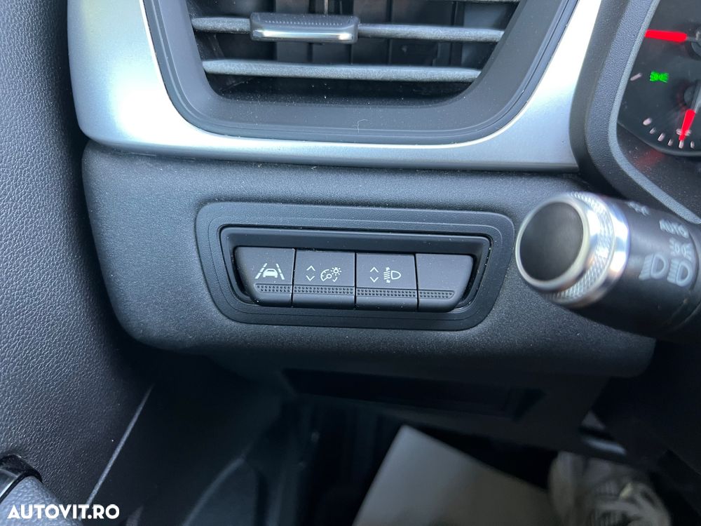 Renault Captur BLUE dCi 115 BUSINESS EDITION - 20