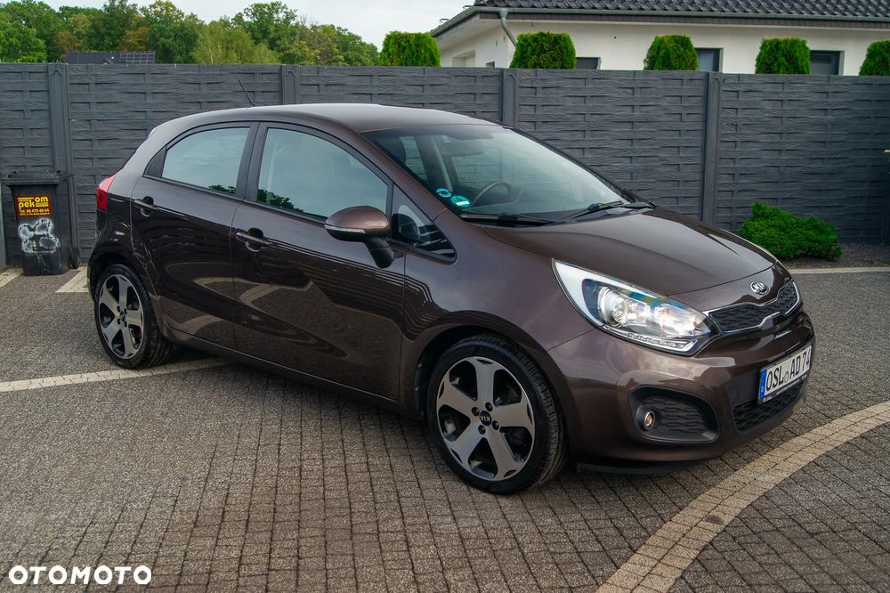 Kia Rio 1.4 ISG Dream Team Edition - 16