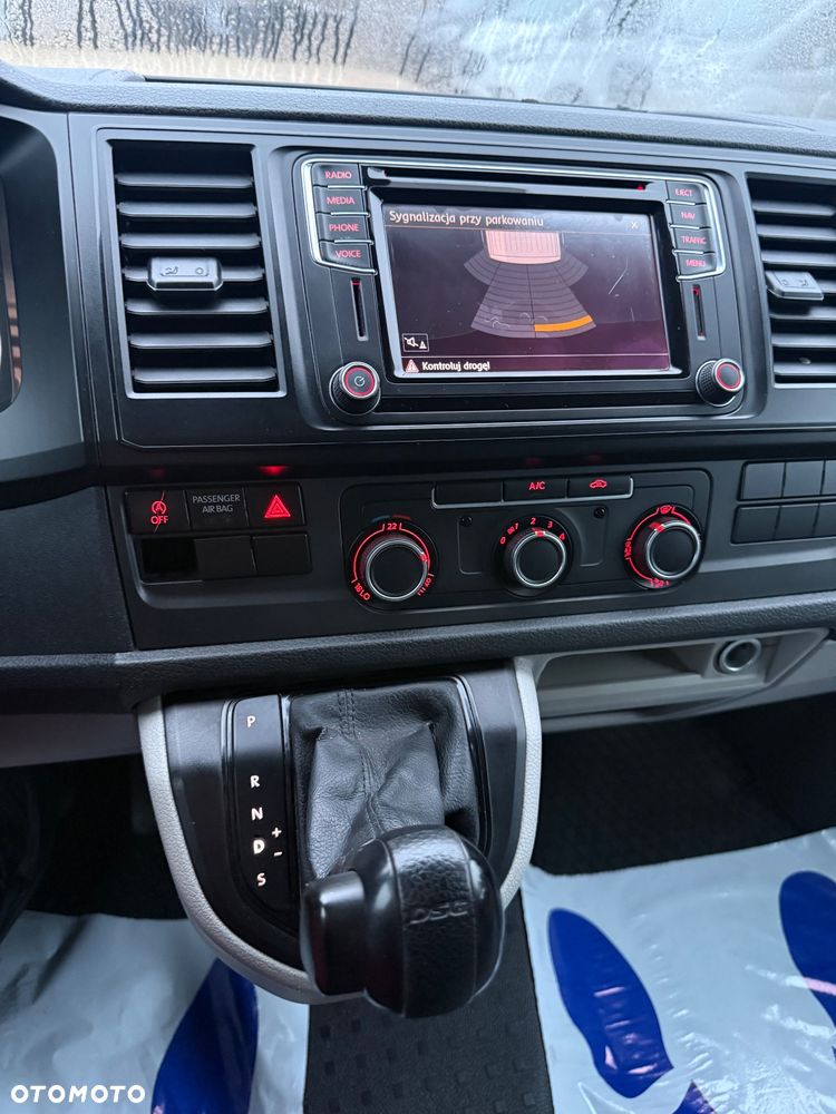 Volkswagen Transporter - 19