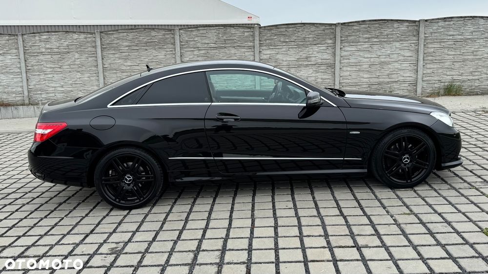 Mercedes-Benz Klasa E 250 CGI BlueEFFICIENCY Automatik Avantgarde - 15