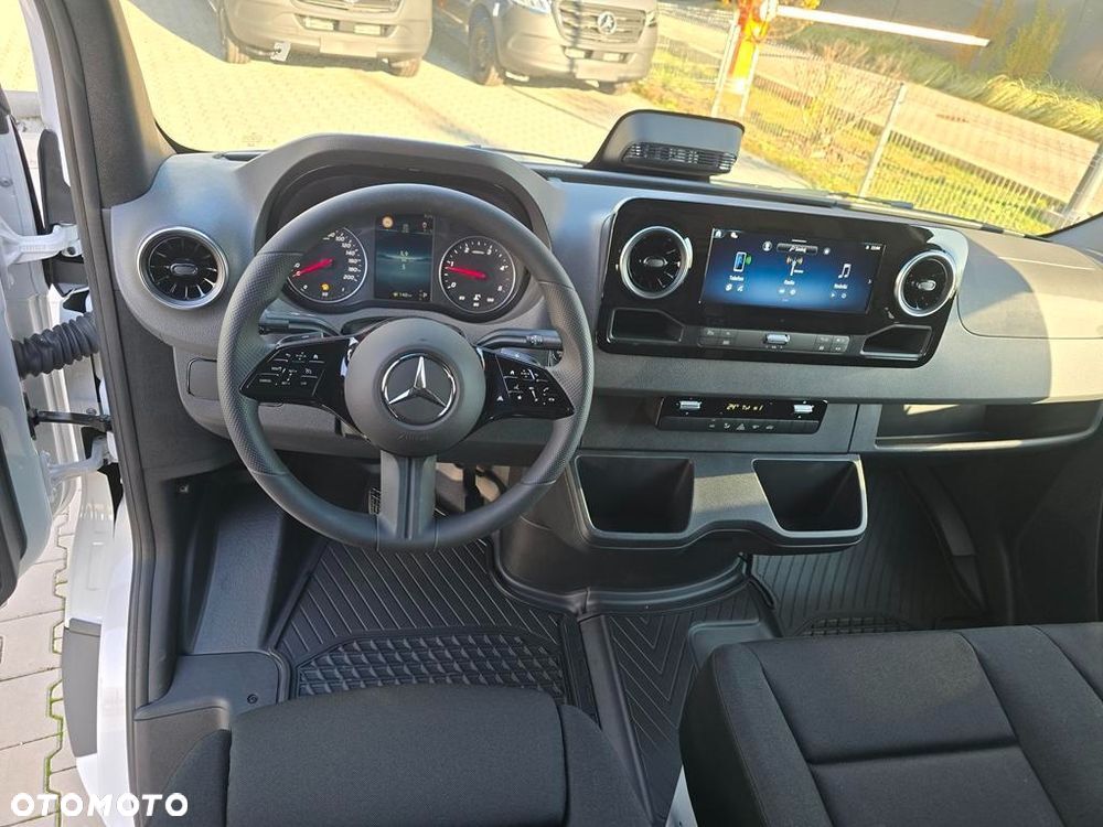 Mercedes-Benz Sprinter 319 CDI Long PRO 9G-Tronic - 18