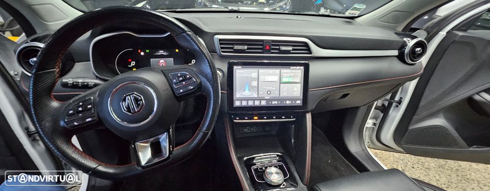 MG ZS EV 50.3 kWh Luxury - 18