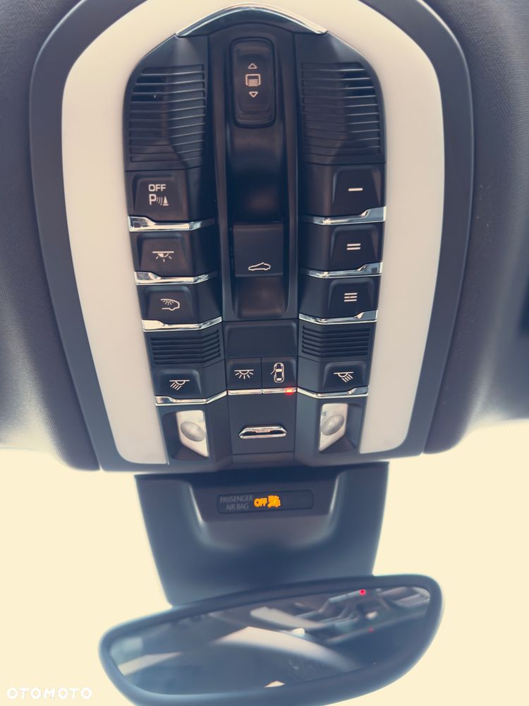 Porsche Macan PDK - 19
