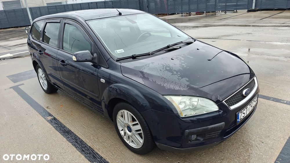 Ford Focus 1.6 Ghia - 6