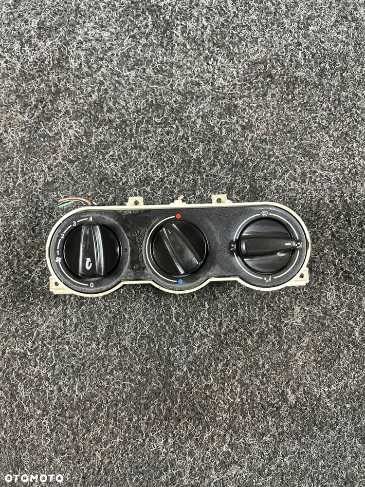 mercedes vito w638 panel nawiewu F650578 - 1