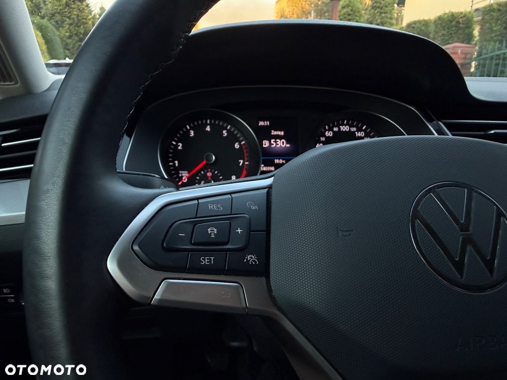 Volkswagen Passat 1.5 TSI EVO Business - 17