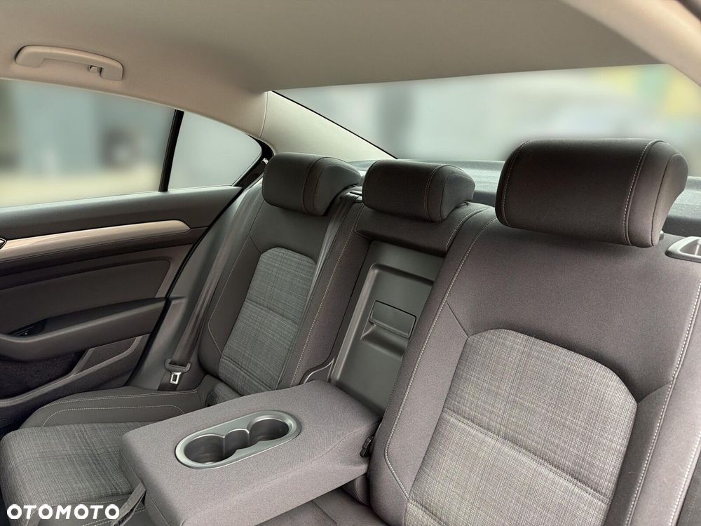 Volkswagen Passat 1.5 TSI EVO Business DSG - 17