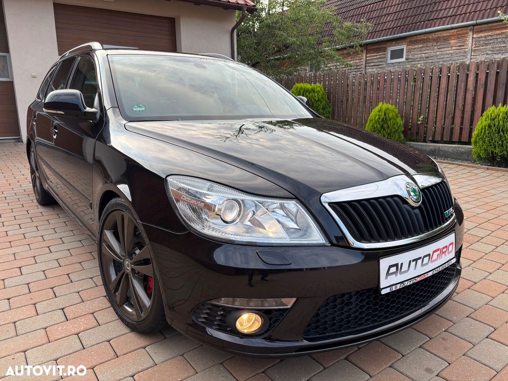 Skoda Octavia Combi 2.0 TDI RS - 1