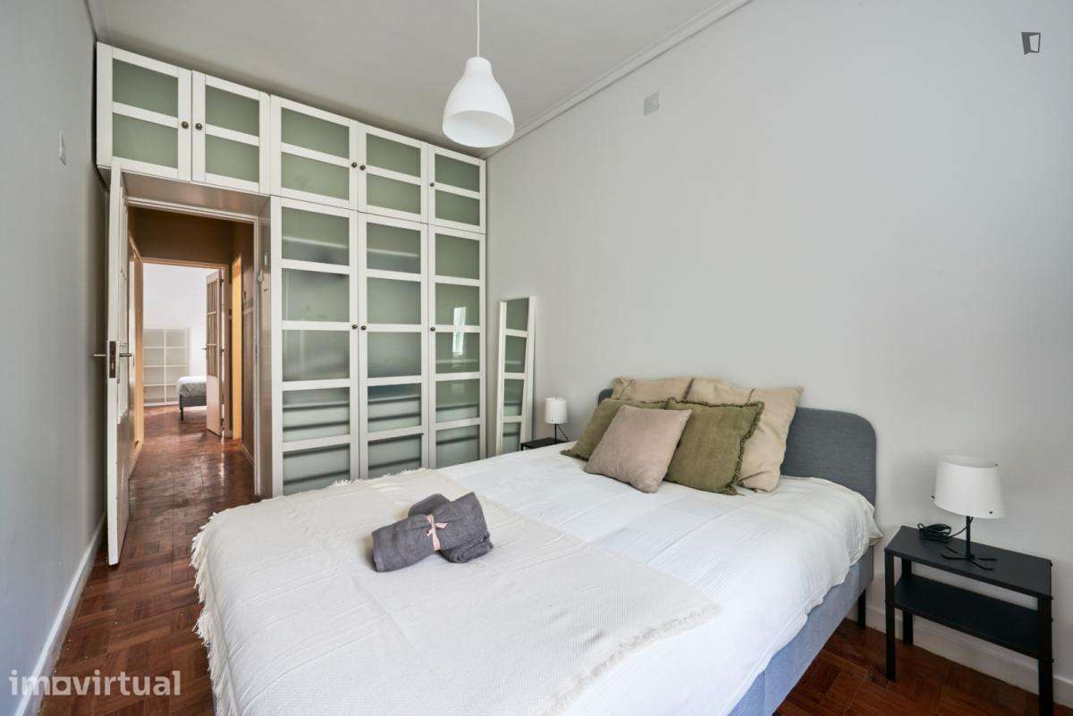 Quarto - localizado em Saldanha Lisbon - Grande imagem: 5/56