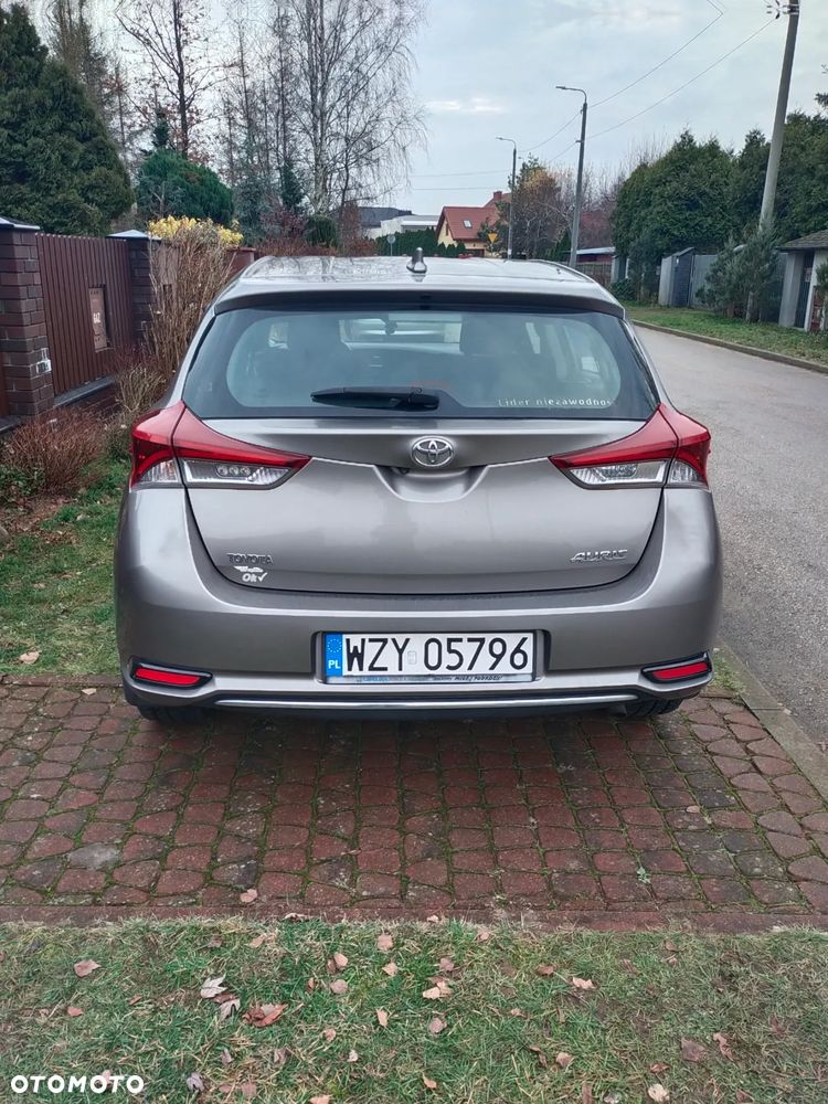 Toyota Auris 1.6 Comfort - 6