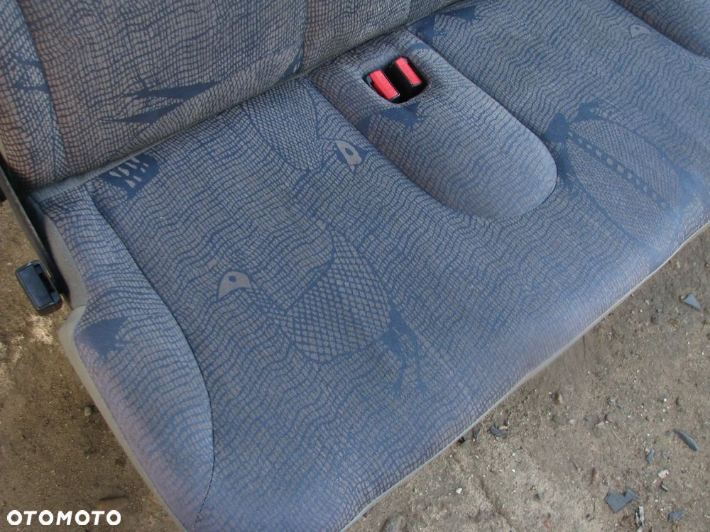 KANAPA II 2 RZĄD ŁAWA TYŁ FOTELE TYLNE OPEL VIVARO A RENAULT TRAFIC II 2 - 4