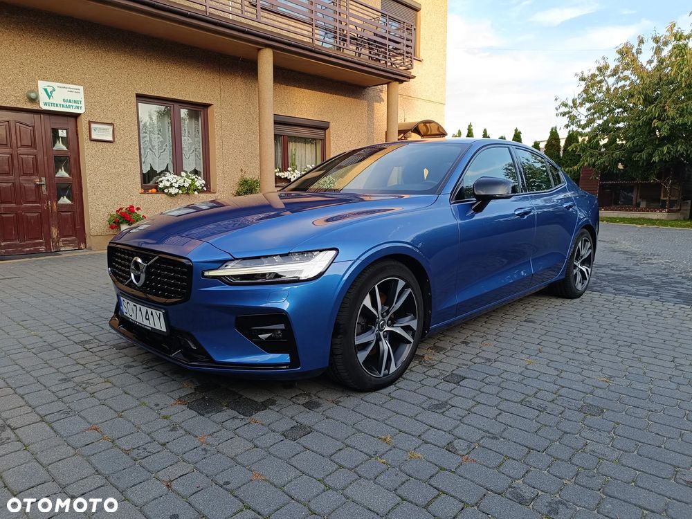 Volvo S60 B4 B R-Design - 1