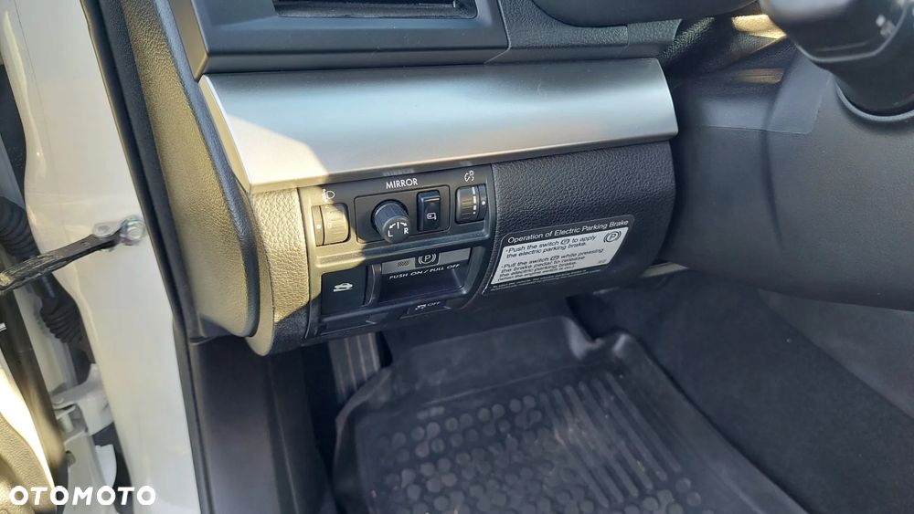 Subaru Legacy 2.0i Trend AT - 20