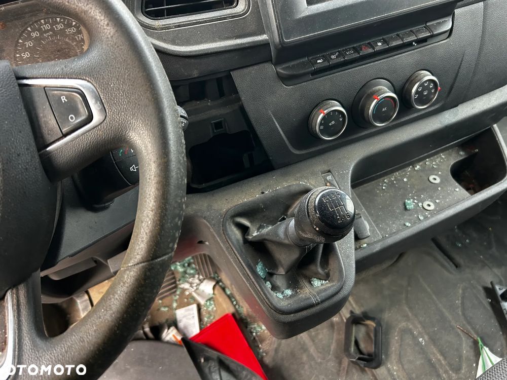 Renault MASTER - 26