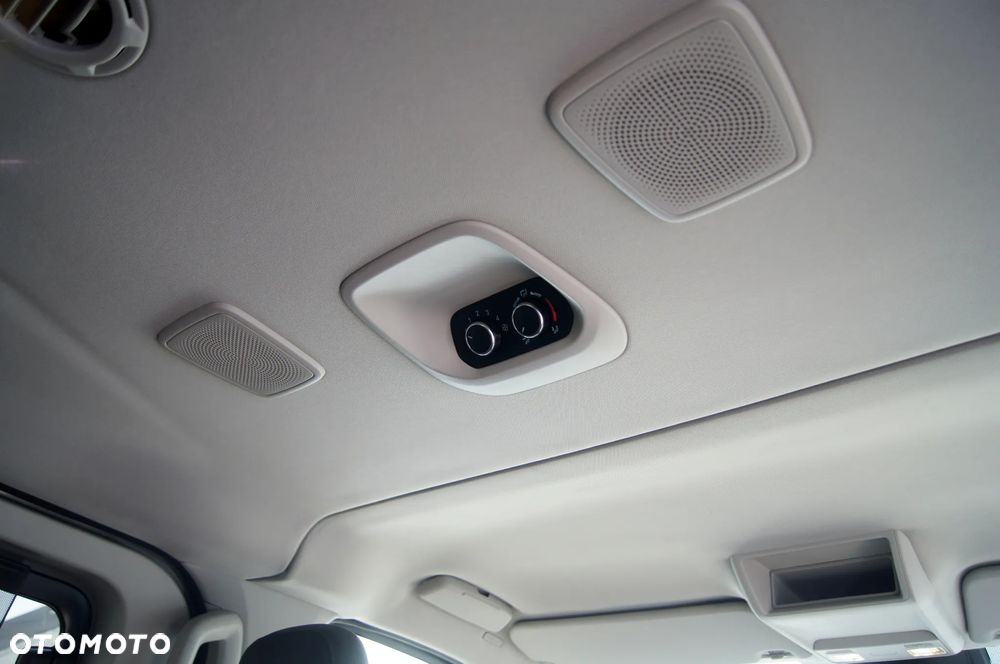 Ford Tourneo Custom 320 L2H1 VA Autm Titanium X - 16